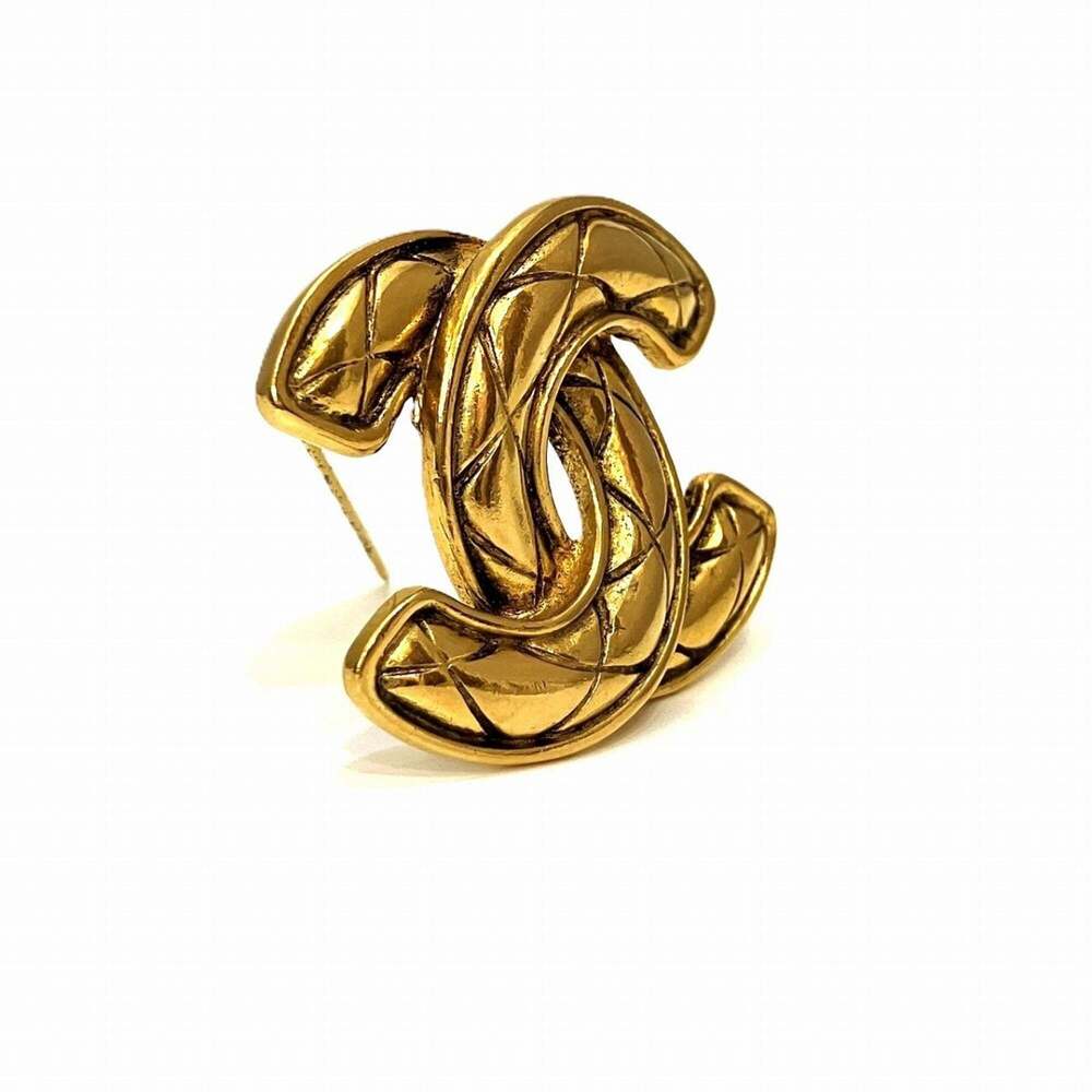 CHANEL Gold Brooch - Picture 9 of 9